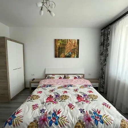 Francesca's * Năvodari